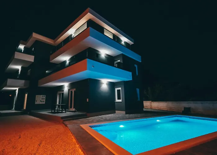 Sunshine Villa