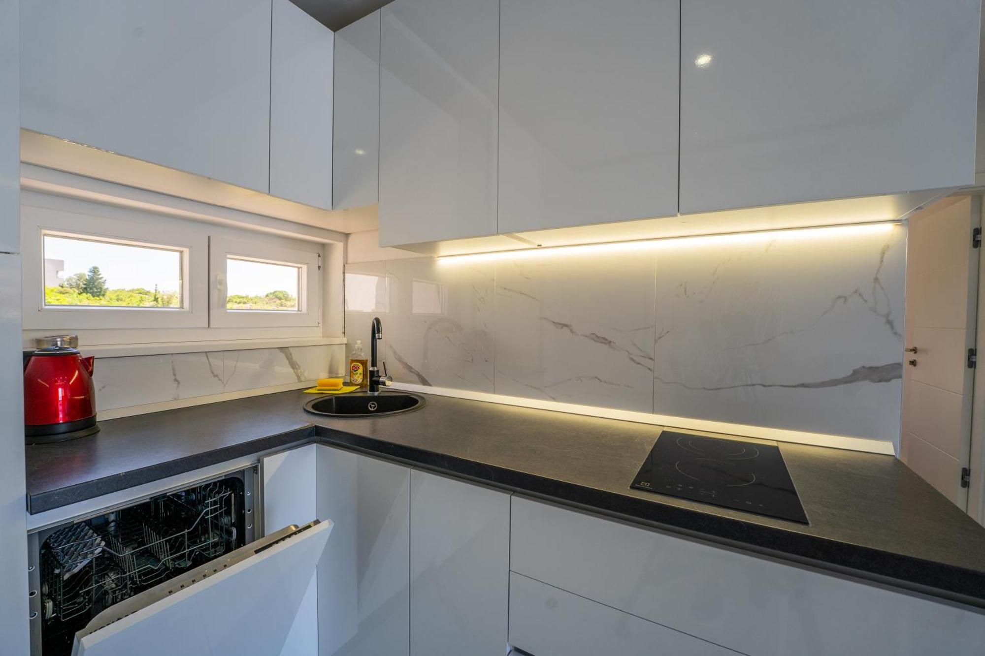 Sunshine Apartment *